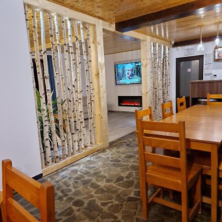 Hanul Doftana Trăisteni Zewnętrze zdjęcie