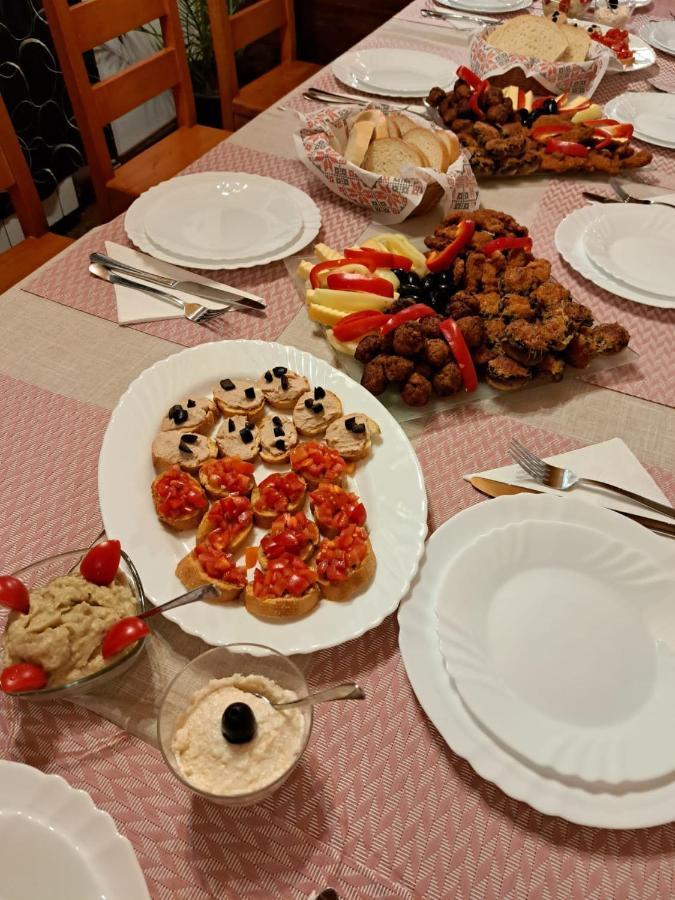 Hanul Doftana Trăisteni Zewnętrze zdjęcie